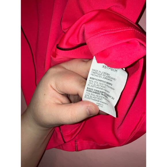 Under Armour HeatGear Hot Pink Racerback Semi Cropped Athletic Tank Size XS - Picture 3 of 6